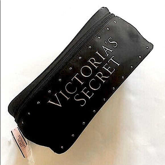 Victoria's Secret Handbags - 🆕HOST🎉PICK VICTORIA SECRETS BEAUTIFUL SATEEN LIKE MATERIAL SOLD BLACK/SILVER
